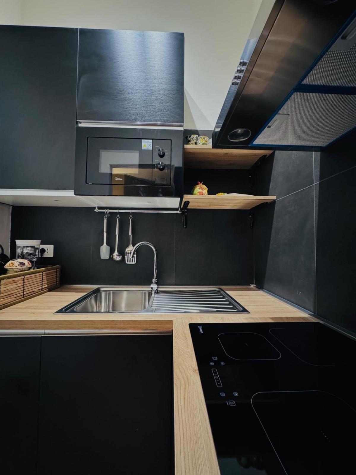 Comecasa Suite Porta Nuova ミラノ エクステリア 写真